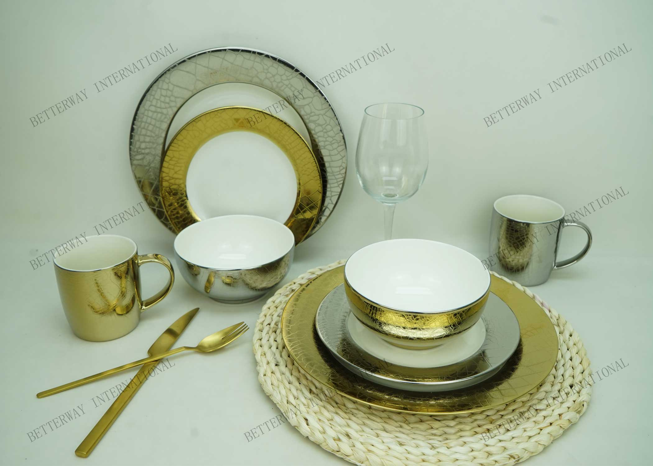 New bone china dinnerware with electroplated embossed crack design