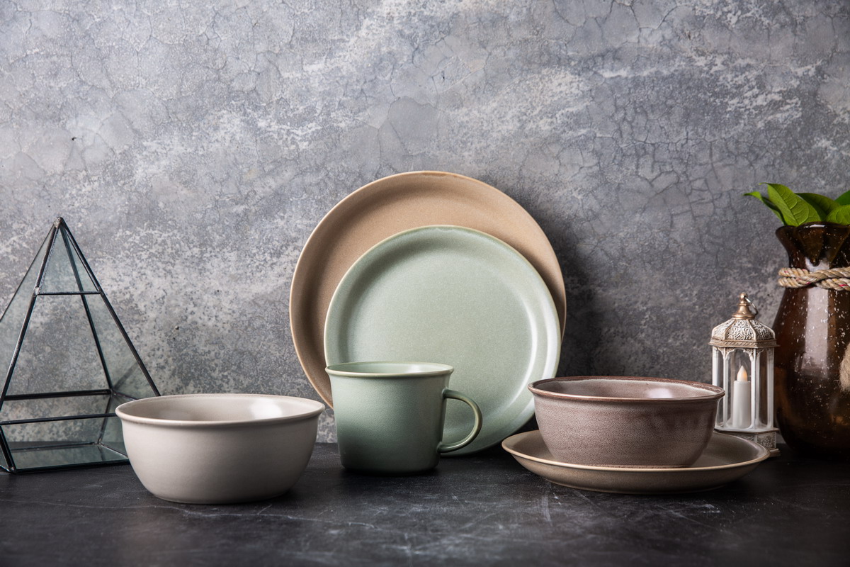 Stoneware dinnerware set matte reactive glaze embossed lines YX077