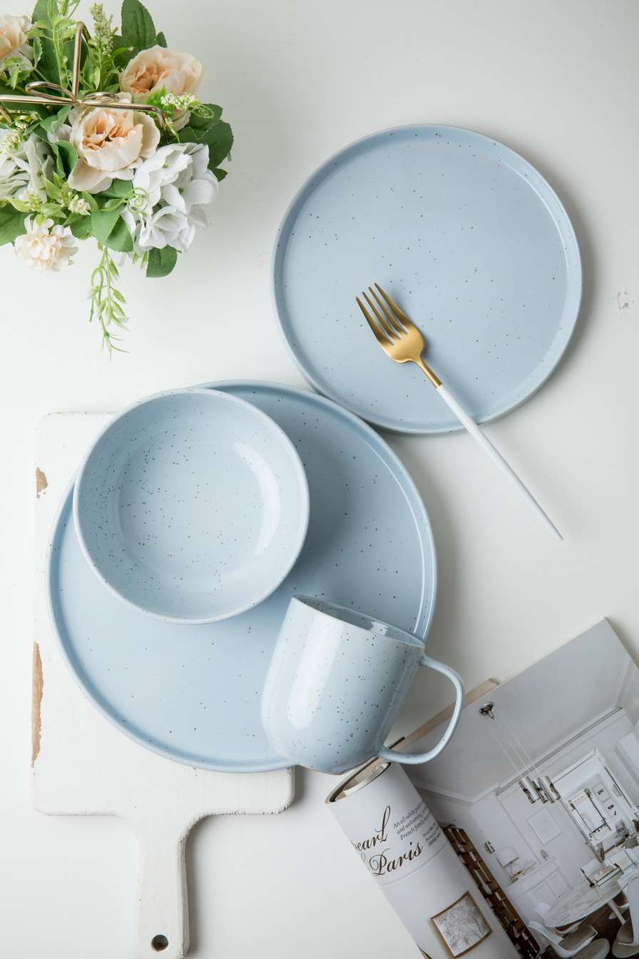 stoneware light blue color dinnerware set QX