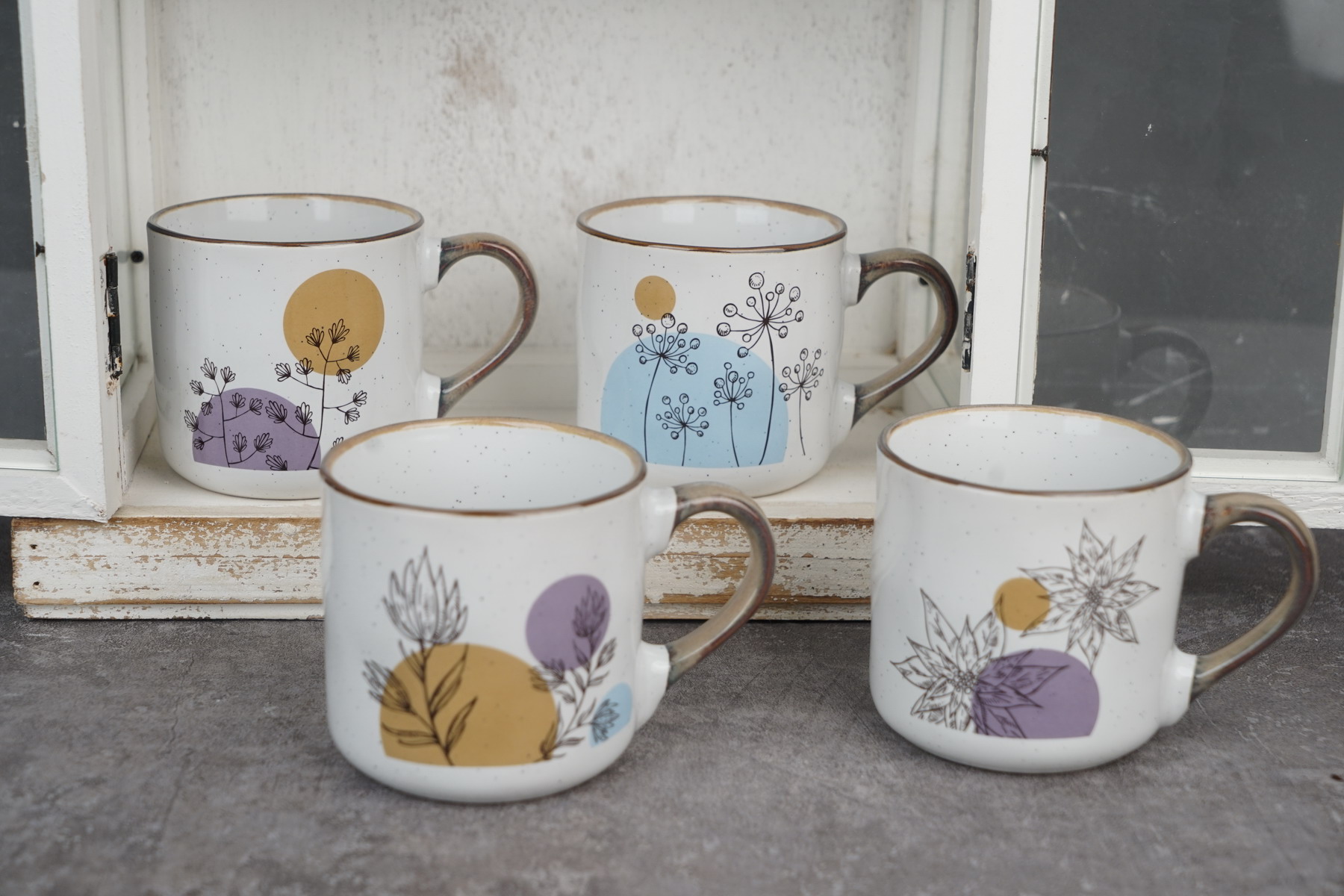 stoneware mug with design BH834