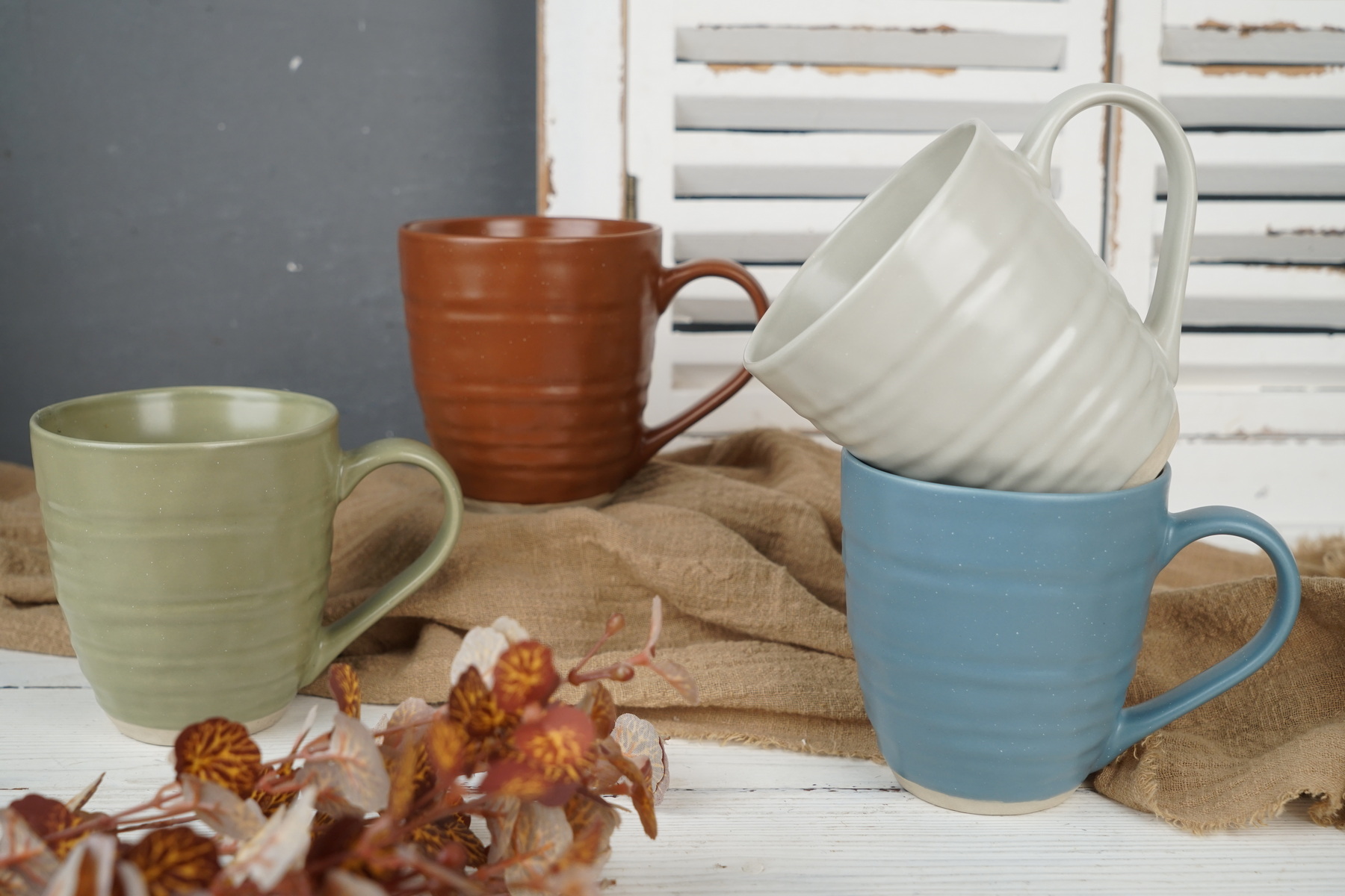 Stoneware mug engraved pattern LS178
