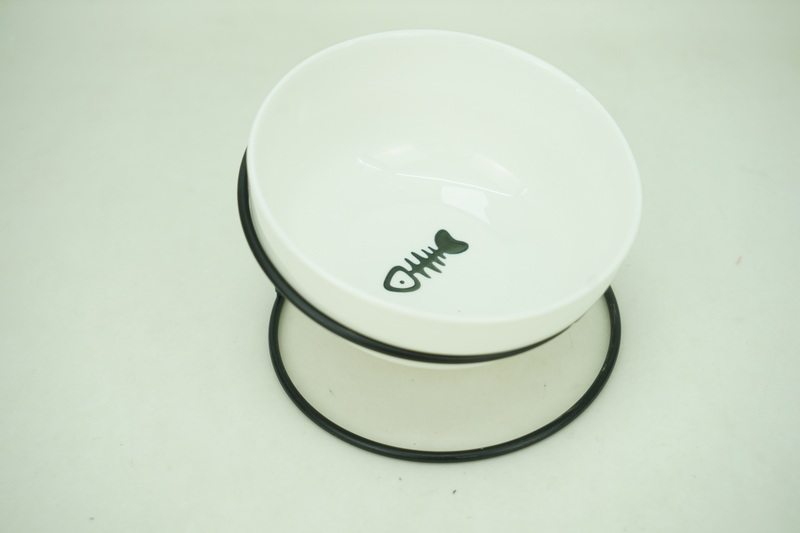 1x new bone china 600ml pet bowl with iron holder PE9030
