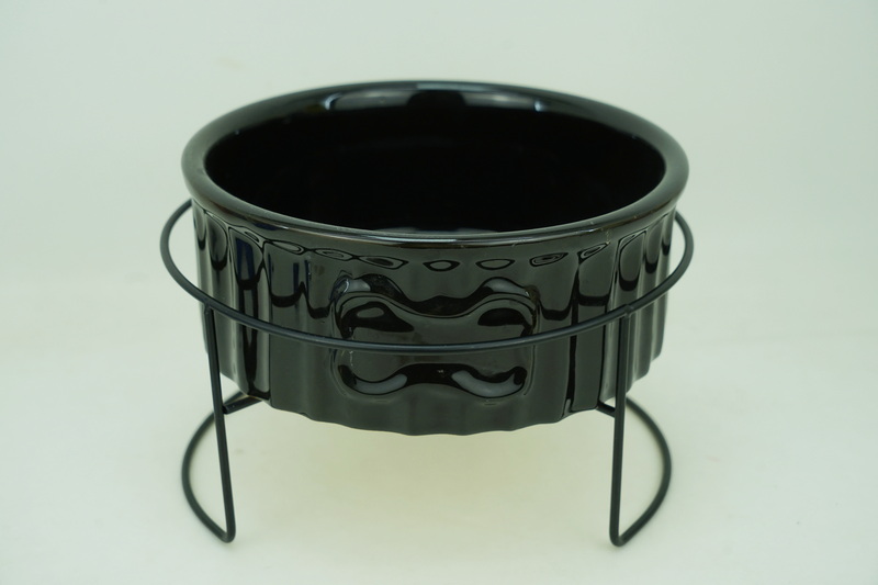 1x stoneware  1500ml pet bowl with iron holder PE9084